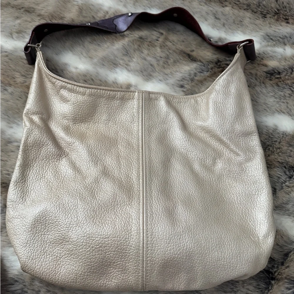 Katie Kalsi Romie Singature Leather bag with 2 changeable straps
